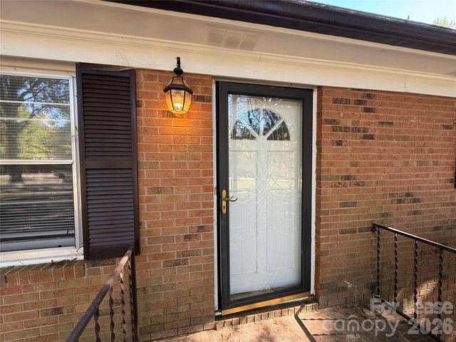 201 Allison Drive, Matthews, NC 28104