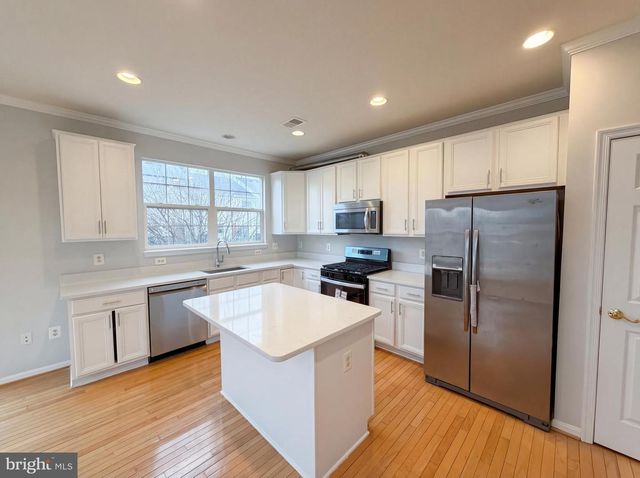 43684 PHELPS TER, Ashburn, VA 20147