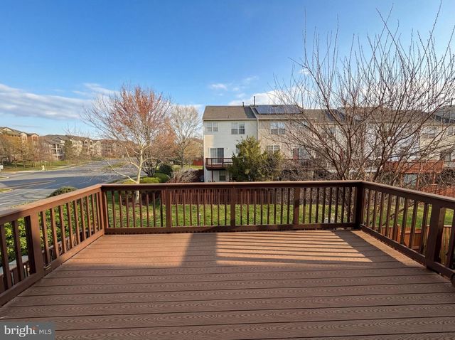 43684 PHELPS TER, Ashburn, VA 20147