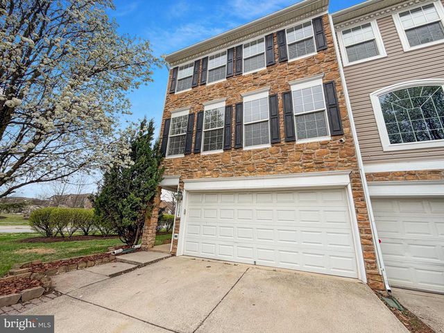 43684 PHELPS TER, Ashburn, VA 20147