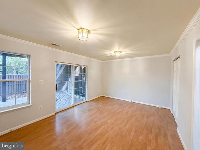 43684 PHELPS TER, Ashburn, VA 20147