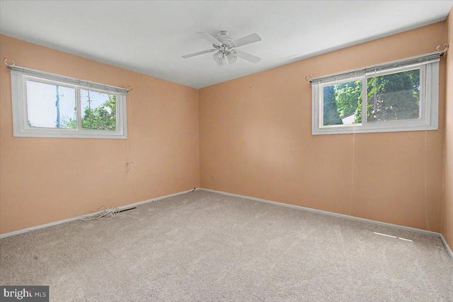 602 SHUE DR, Newark, DE 19713