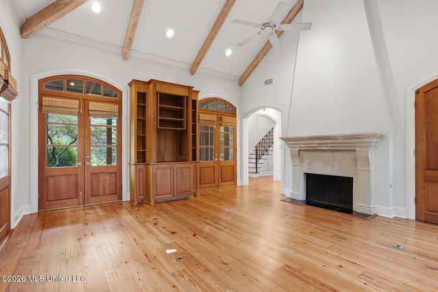 1227 Belvoir Place, Jackson, MS 39202