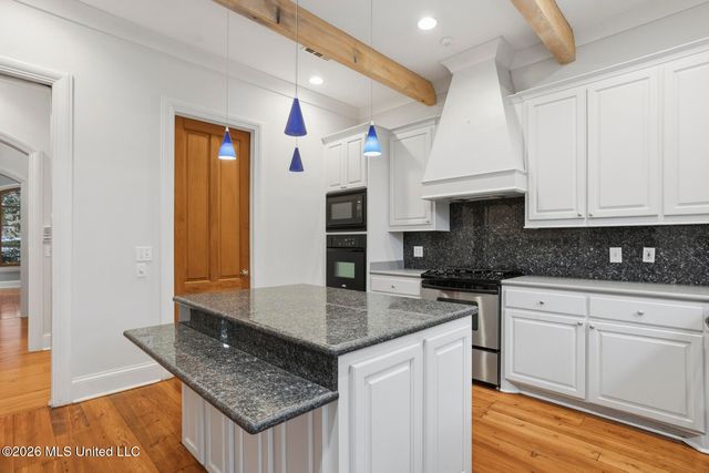 1227 Belvoir Place, Jackson, MS 39202