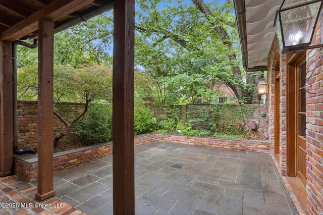 1227 Belvoir Place, Jackson, MS 39202
