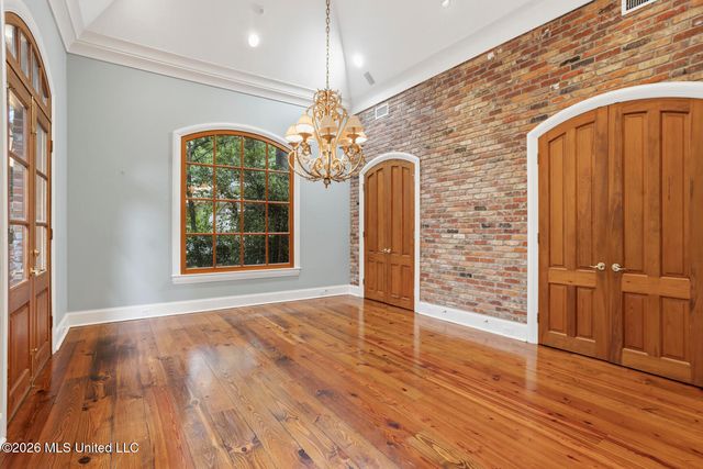 1227 Belvoir Place, Jackson, MS 39202