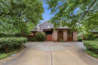 1227 Belvoir Place, Jackson, MS 39202