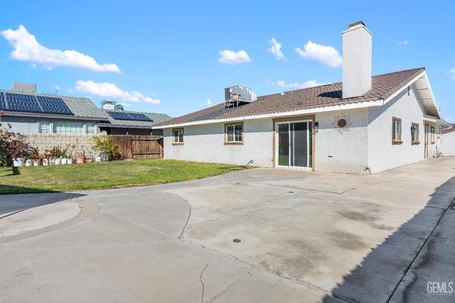 5313 Annette Street, Bakersfield, CA 93313