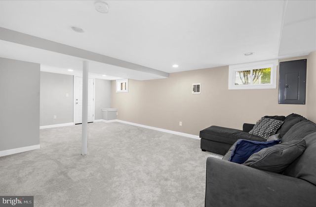 303 TAYLOR AVE, Annapolis, MD 21401