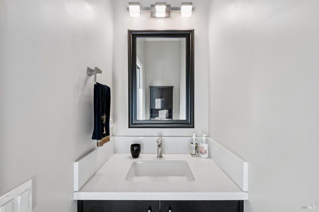 1840-1850 Riebli Rd, Santa Rosa, CA 95404