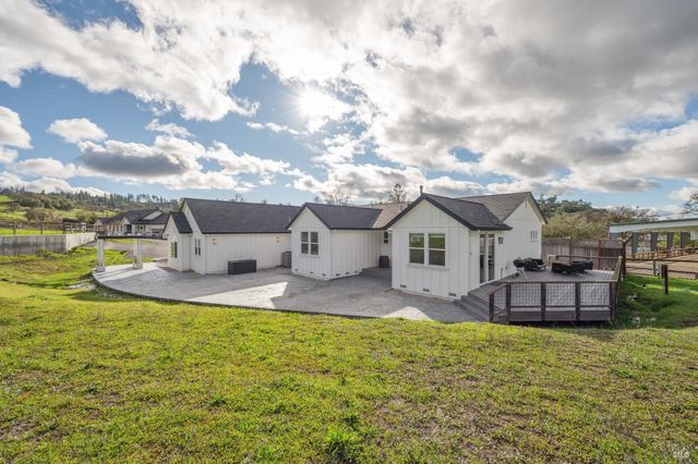 1840-1850 Riebli Rd, Santa Rosa, CA 95404