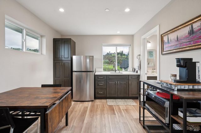 1840-1850 Riebli Rd, Santa Rosa, CA 95404