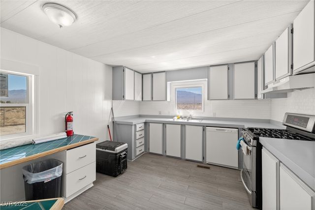 2150 West Harris Farm Road, Pahrump, NV 89060