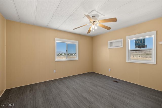 2150 West Harris Farm Road, Pahrump, NV 89060