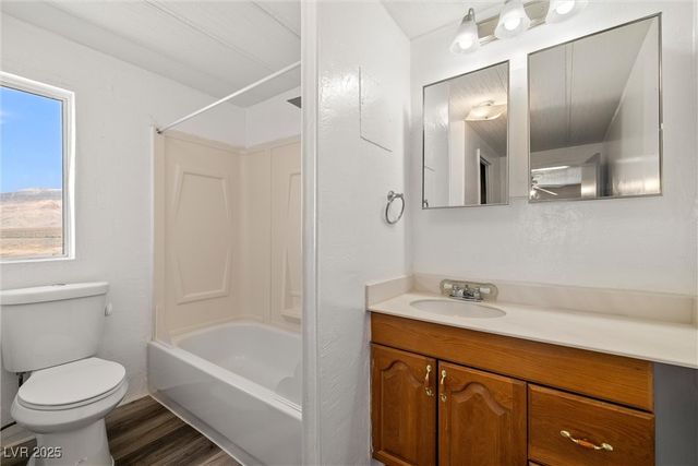 2150 West Harris Farm Road, Pahrump, NV 89060