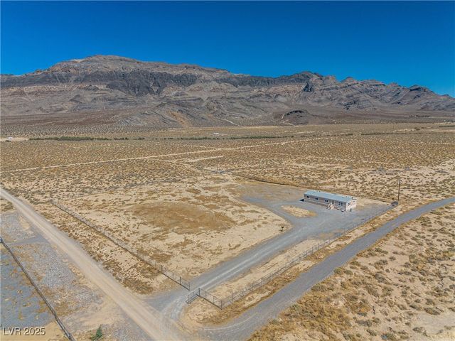 2150 West Harris Farm Road, Pahrump, NV 89060