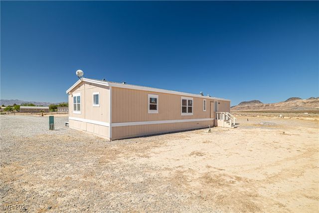2150 West Harris Farm Road, Pahrump, NV 89060
