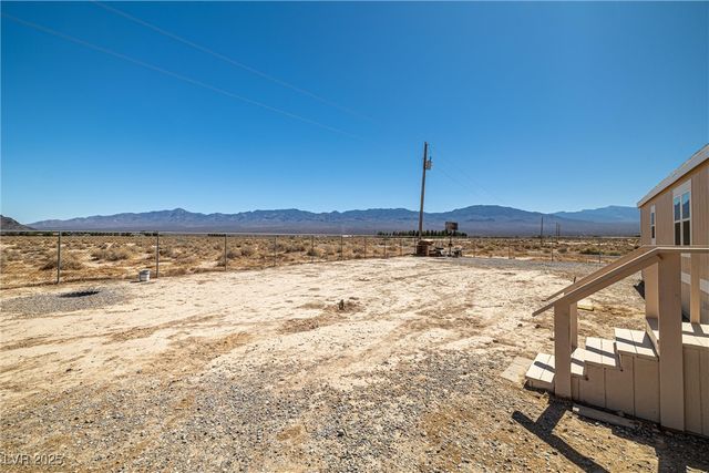 2150 West Harris Farm Road, Pahrump, NV 89060