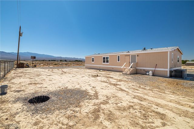 2150 West Harris Farm Road, Pahrump, NV 89060