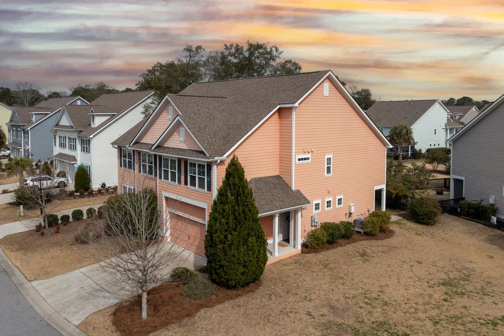 Image 1 of property listing at 2152 Oyster Reef Lane, Mount Pleasant, SC 29466