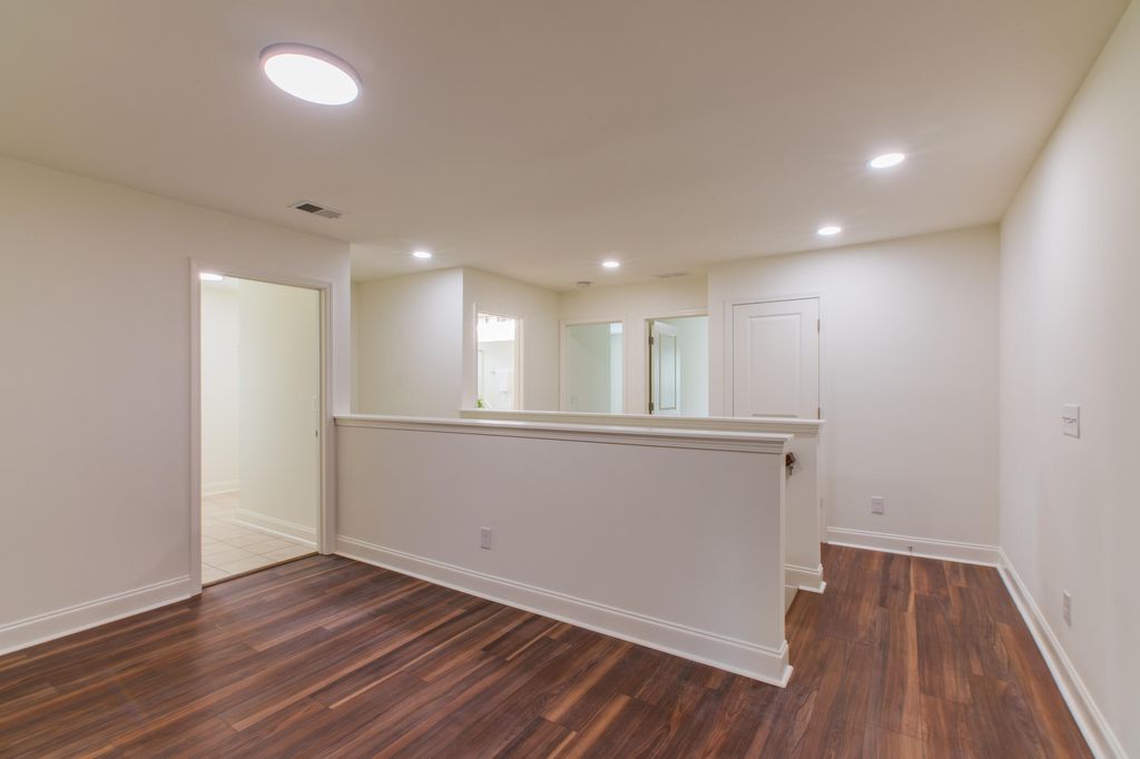 Image 12 of property listing at 2152 Oyster Reef Lane, Mount Pleasant, SC 29466