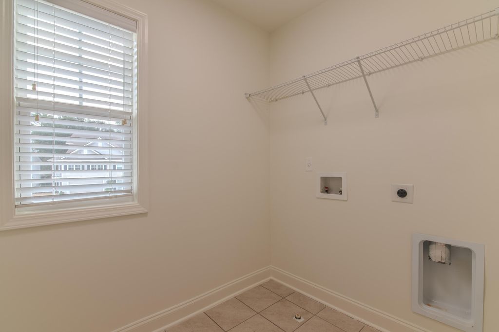 Image 26 of property listing at 2152 Oyster Reef Lane, Mount Pleasant, SC 29466