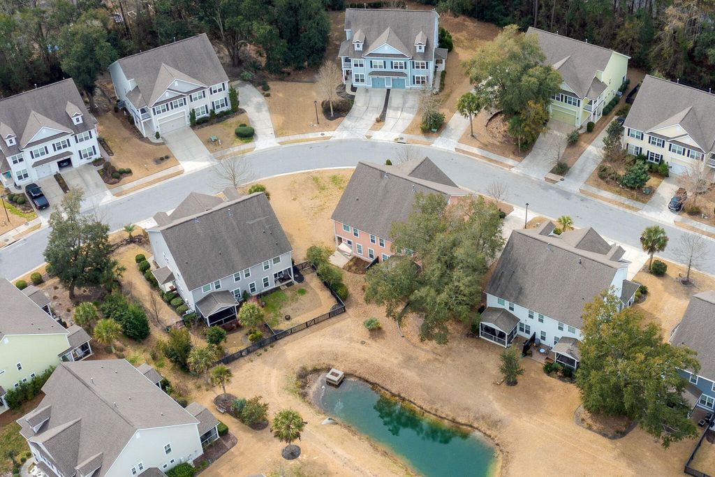 Image 29 of property listing at 2152 Oyster Reef Lane, Mount Pleasant, SC 29466