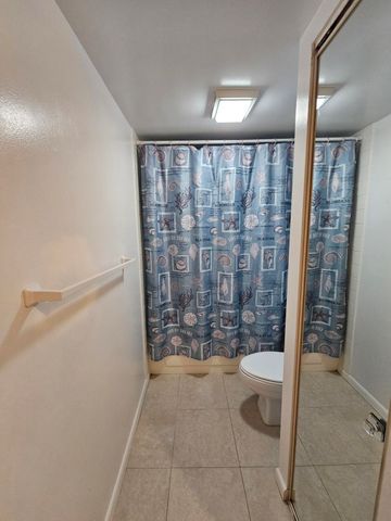 209 Charter Way, West Palm Beach, FL 33407