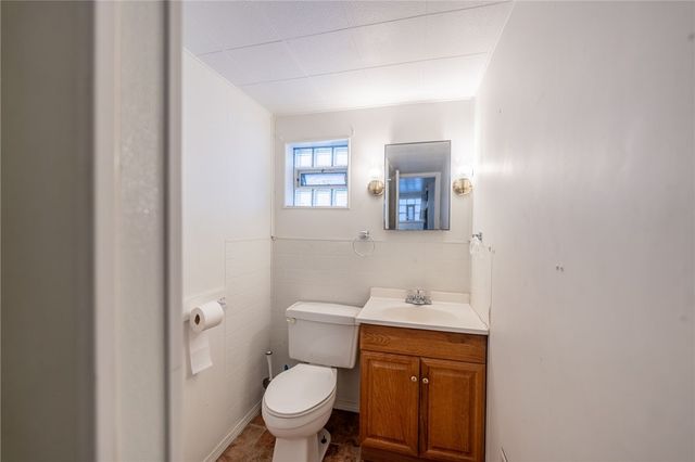 233 Smith Way, Mt Washington, PA 15211