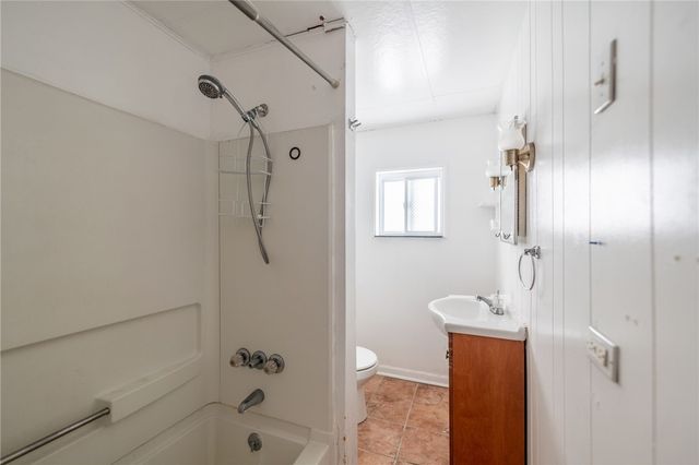 233 Smith Way, Mt Washington, PA 15211