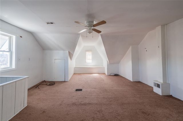 233 Smith Way, Mt Washington, PA 15211