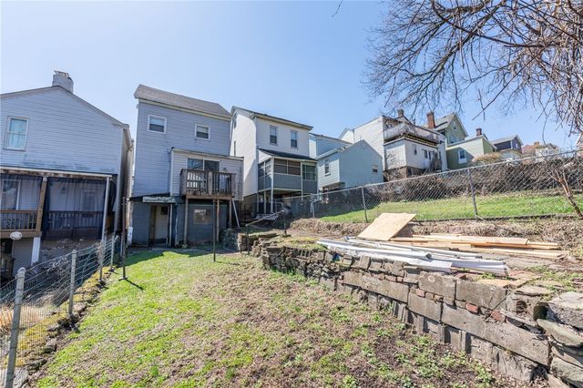 233 Smith Way, Mt Washington, PA 15211