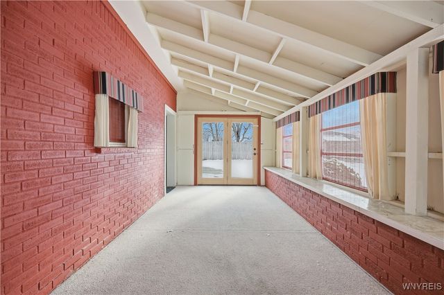 56 Bahama Lane, Cheektowaga, NY 14225