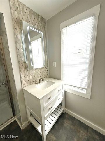 315 E 232nd Street, Euclid, OH 44123