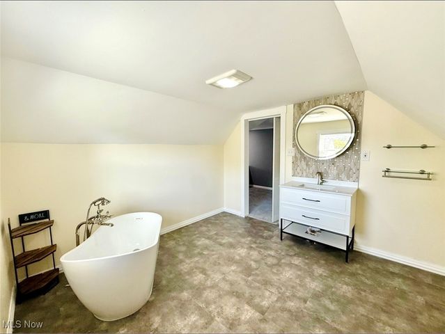 315 E 232nd Street, Euclid, OH 44123