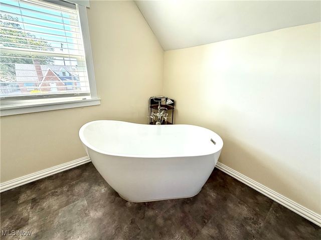 315 E 232nd Street, Euclid, OH 44123