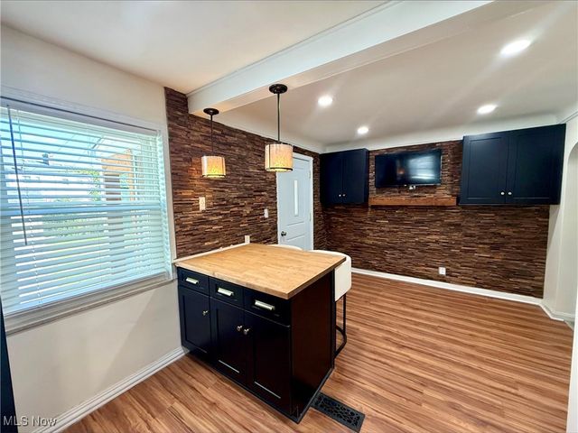 315 E 232nd Street, Euclid, OH 44123