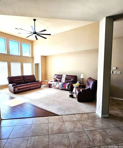 3022 Hidden MDW, Seguin, TX 78155