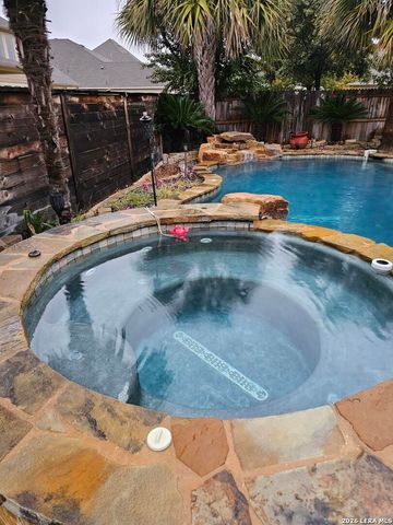 3022 Hidden MDW, Seguin, TX 78155