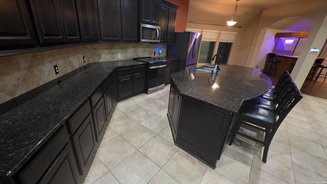 3022 Hidden MDW, Seguin, TX 78155