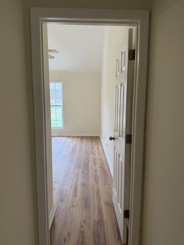 114 Poplar St, Portland, TN 37148