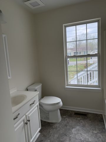 114 Poplar St, Portland, TN 37148