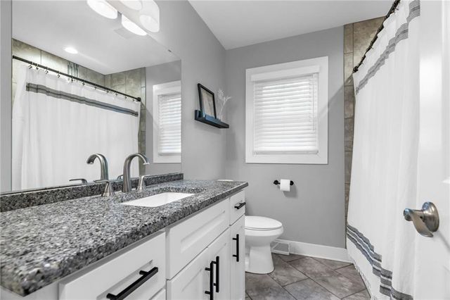3118 W 79th Street, Prairie Village, KS 66208