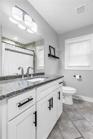 3118 W 79th Street, Prairie Village, KS 66208