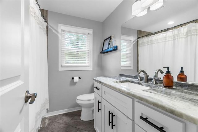 3118 W 79th Street, Prairie Village, KS 66208
