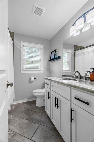 3118 W 79th Street, Prairie Village, KS 66208