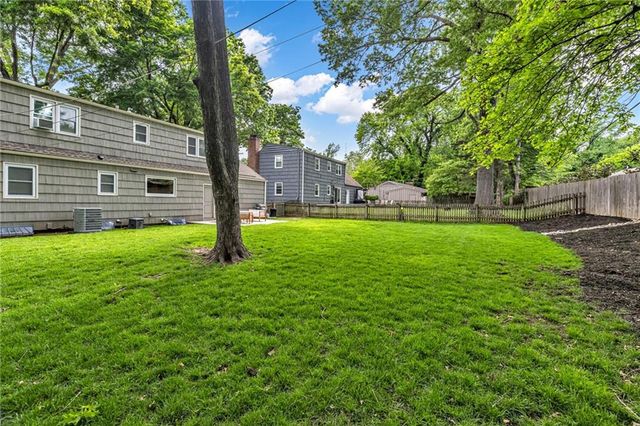 3118 W 79th Street, Prairie Village, KS 66208