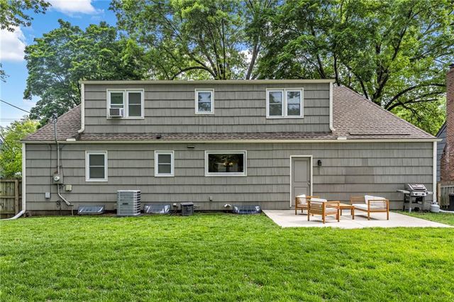 3118 W 79th Street, Prairie Village, KS 66208