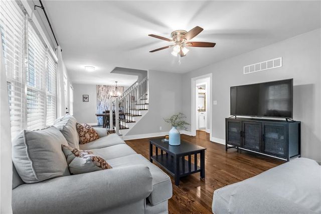 3118 W 79th Street, Prairie Village, KS 66208