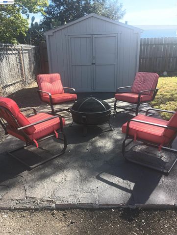 1840 6TH, North Richmond, CA 94801